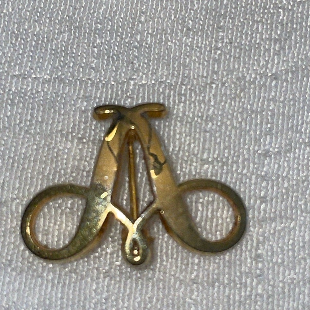 SALE Vintage Avon gold tone “A” Sales Representative Award Lapel pin Brooch Pin